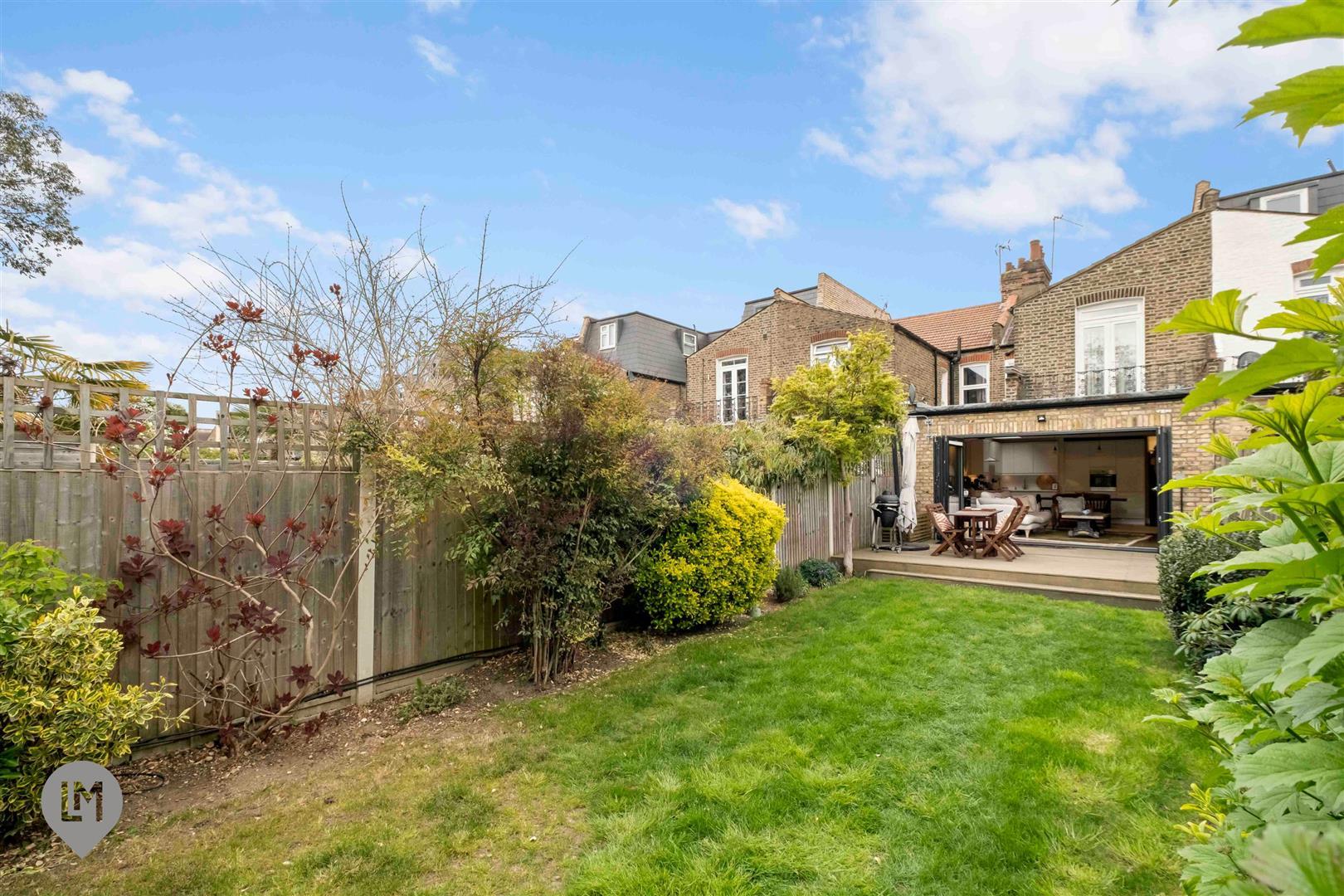 Property Image 161893ad-94ca-4cc7-956e-83ee80498e3a