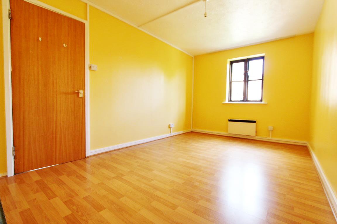 Property Image 161ecd18-5751-410b-8729-a711382ffeb0