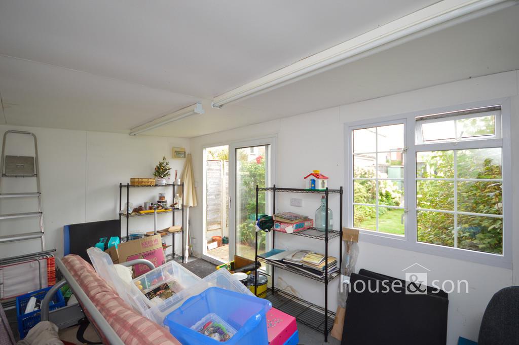 Property Image 16355553-47aa-44fc-96c0-388f235eb20b