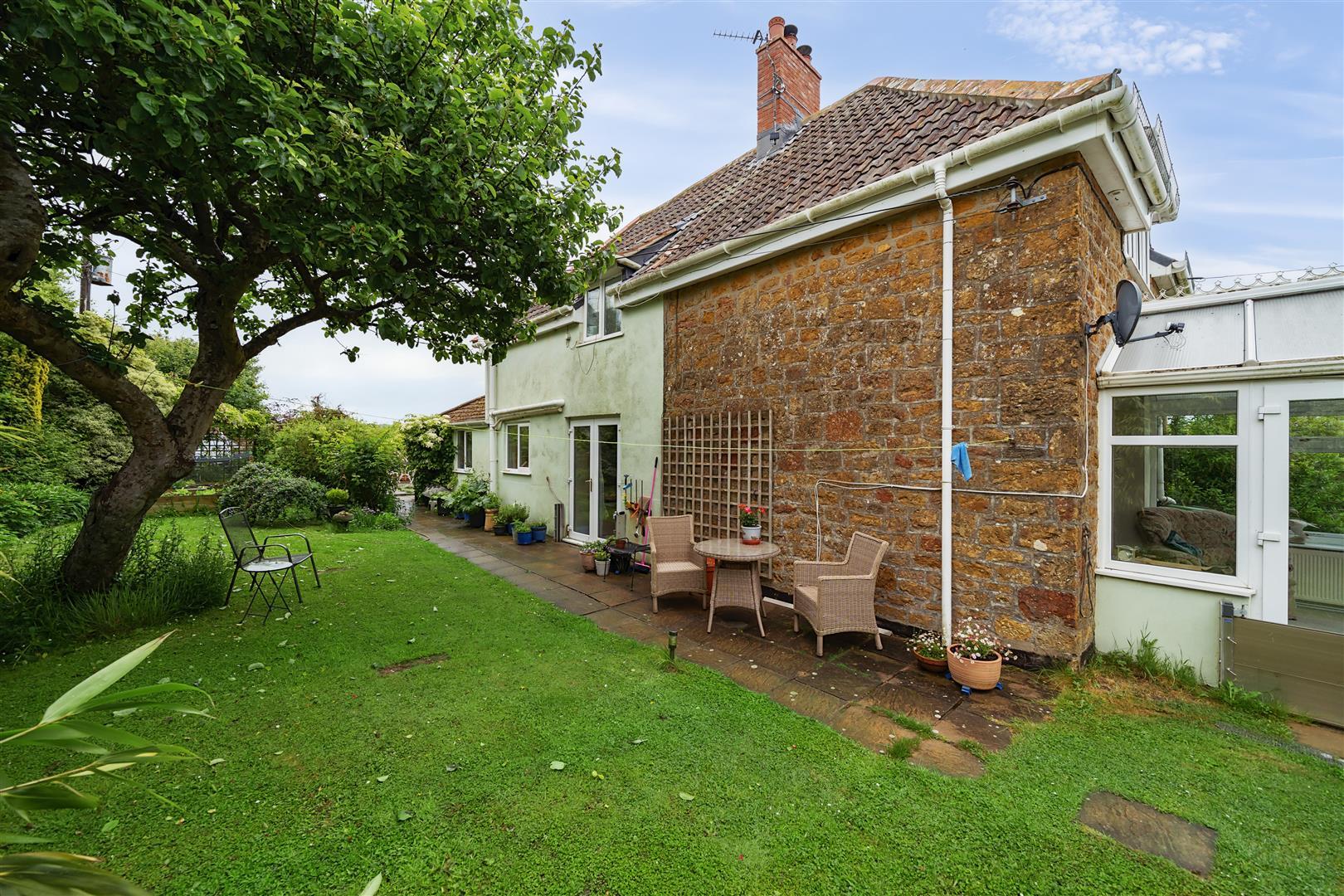 Property Image 16359990-b869-444b-b647-337d7e4148c3