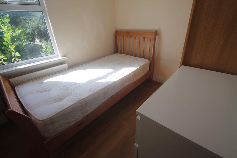 Property Image 163b01e4-ad3c-4c00-8389-4fe41529fa42
