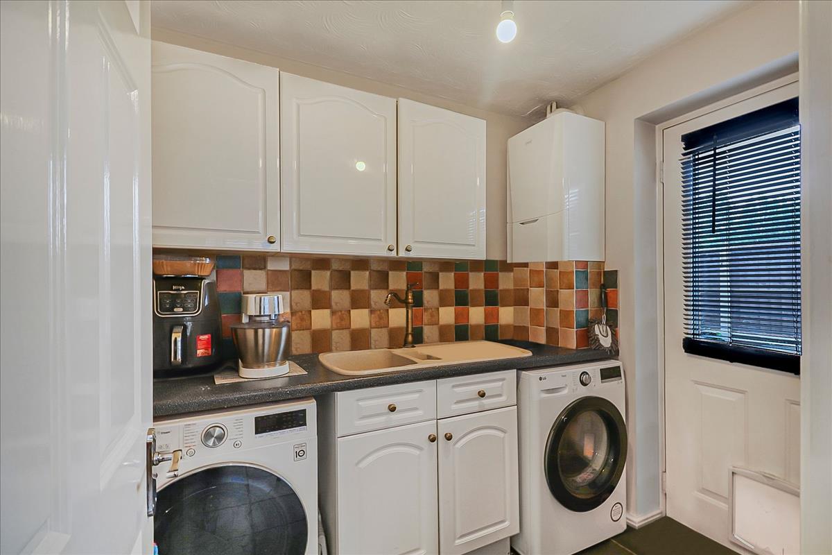 Property Image 16425644-d139-4bb5-ad6f-61cd27a0b959