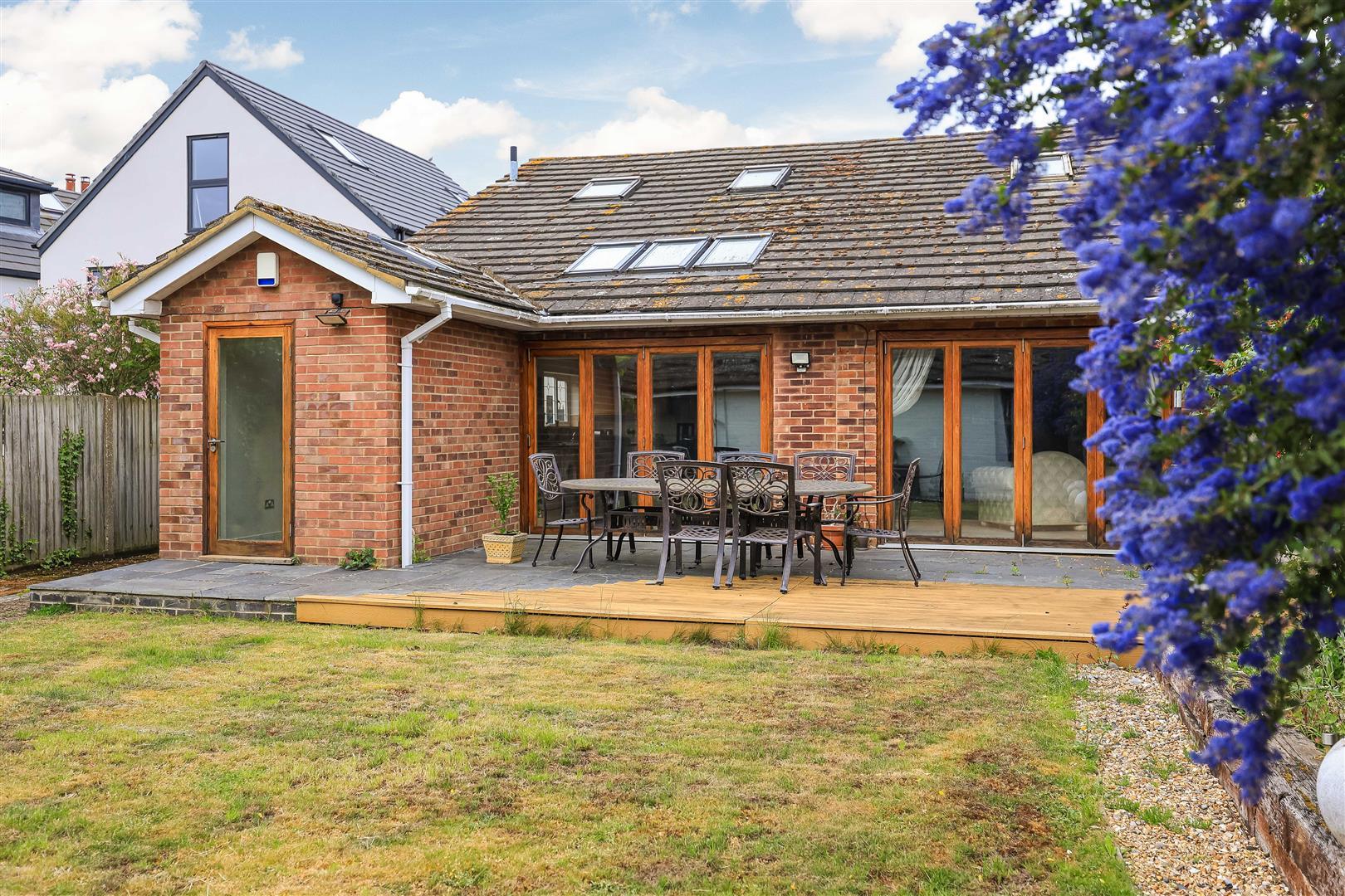 Property Image 1648046f-09a9-484a-8607-f5b2b8c65c34