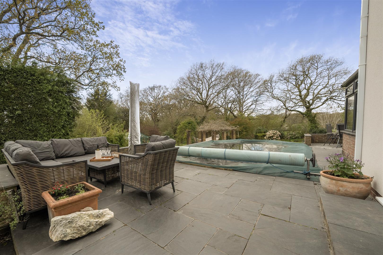 Property Image 164c2402-d9f9-4fc2-bab6-e4d9f0082a35