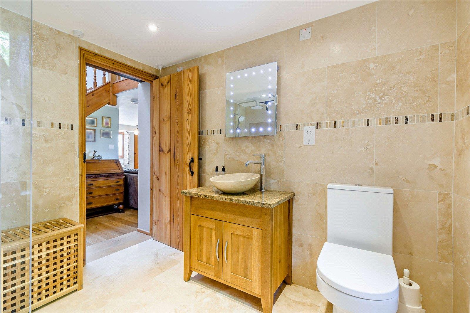 Property Image 164ecd9a-6f8f-46f7-bd00-f0ddd4b707d9