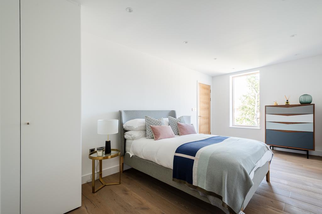 Luxury Hackney Gardens Apartment for sale, with outdoor balcony