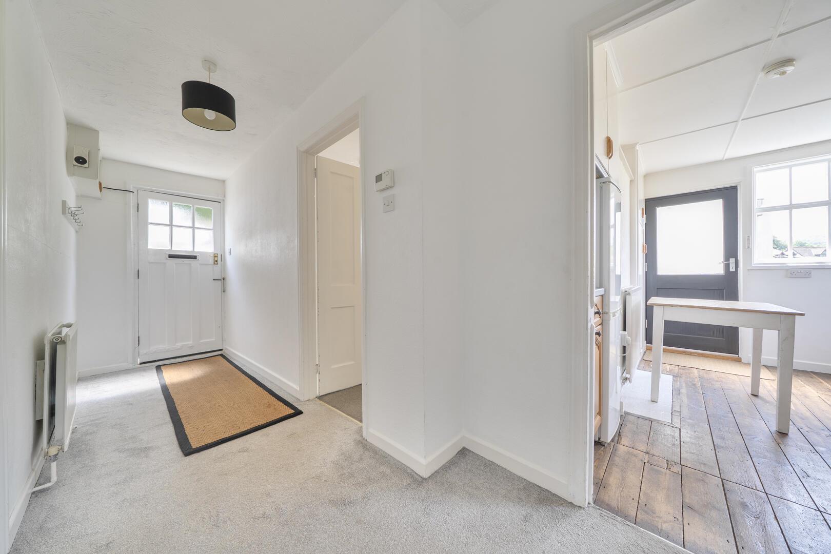 Property Image 165a92b8-6c25-43fb-8e1a-578e3b86188d