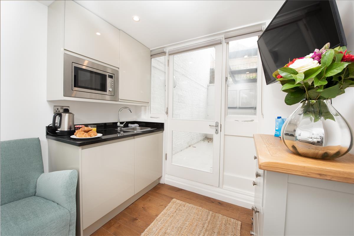 Property Image 166a0d15-666e-44d6-9a1e-b8ac306e0e96