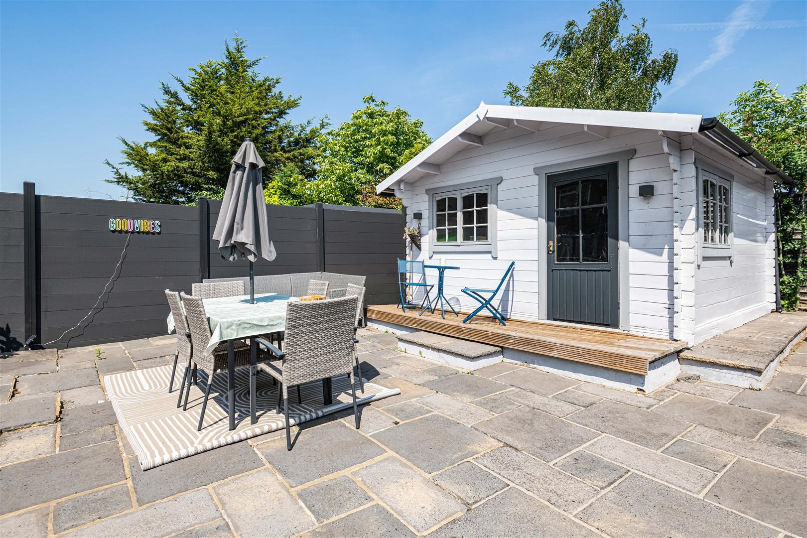 Property Image 166ed964-e4c2-4335-873e-5ce310cda917