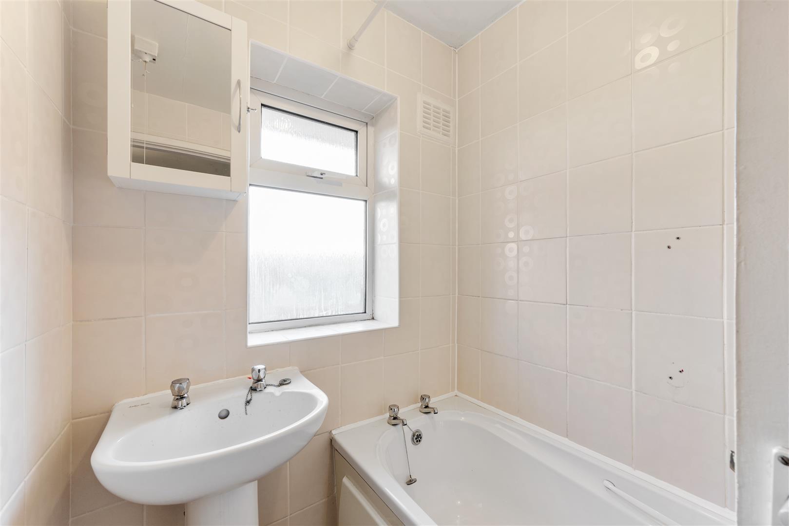 Property Image 166fd35b-d103-4edd-9db6-7bd0db68c5fd