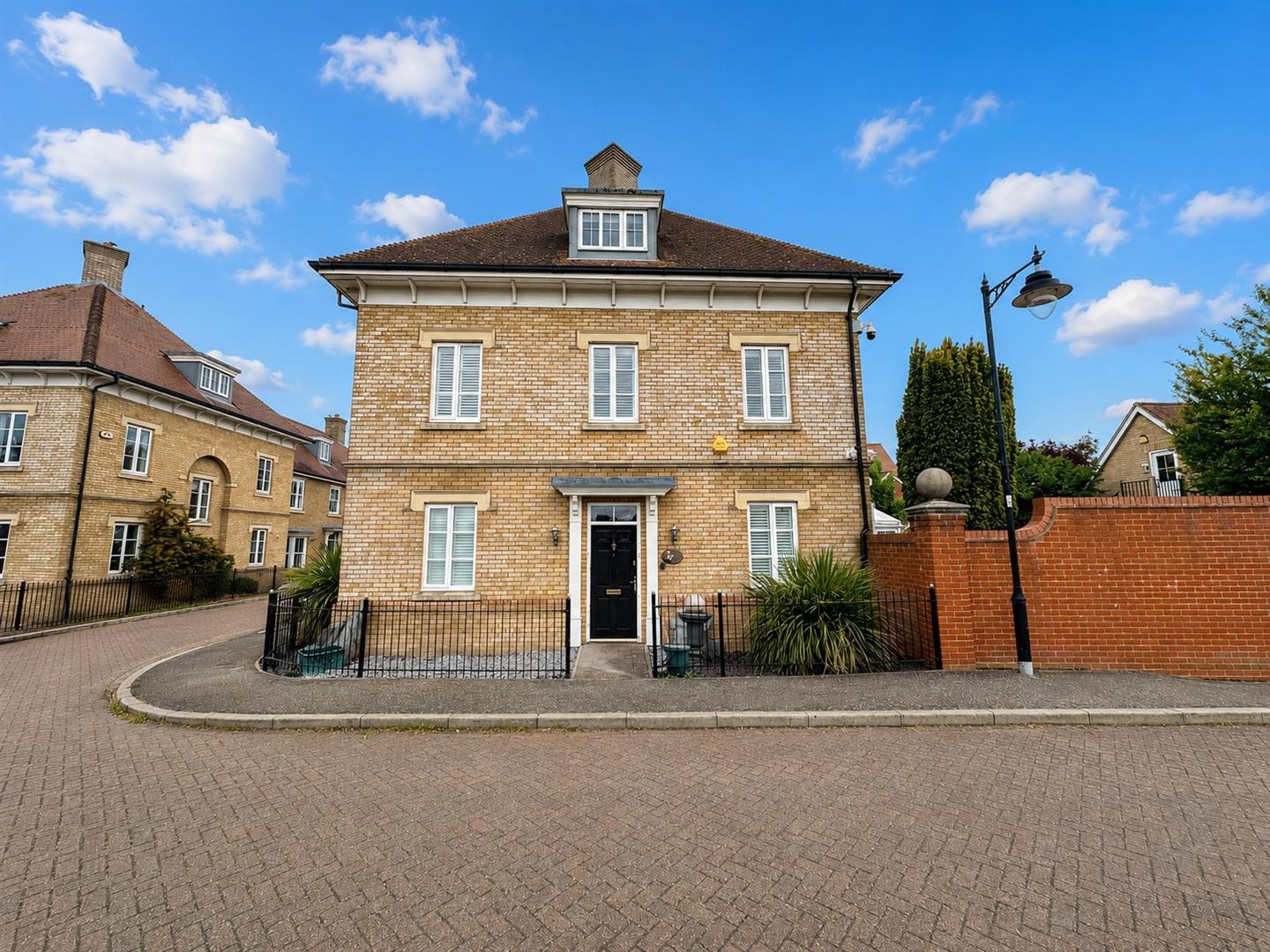 Property Image 167259bd-26c8-4002-8399-0c739fd63d91