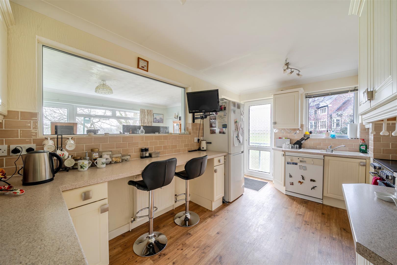 Property Image 1676b398-0f2c-428c-aecb-664f2d8b2030