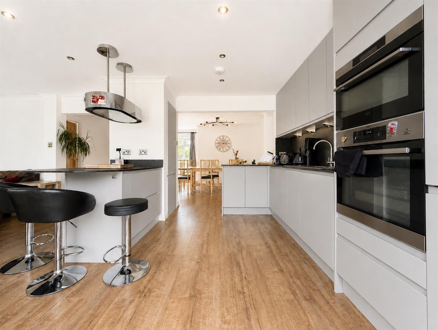Property Image 168029cf-2eef-46c8-8c8a-5b2d6e4c1f9b