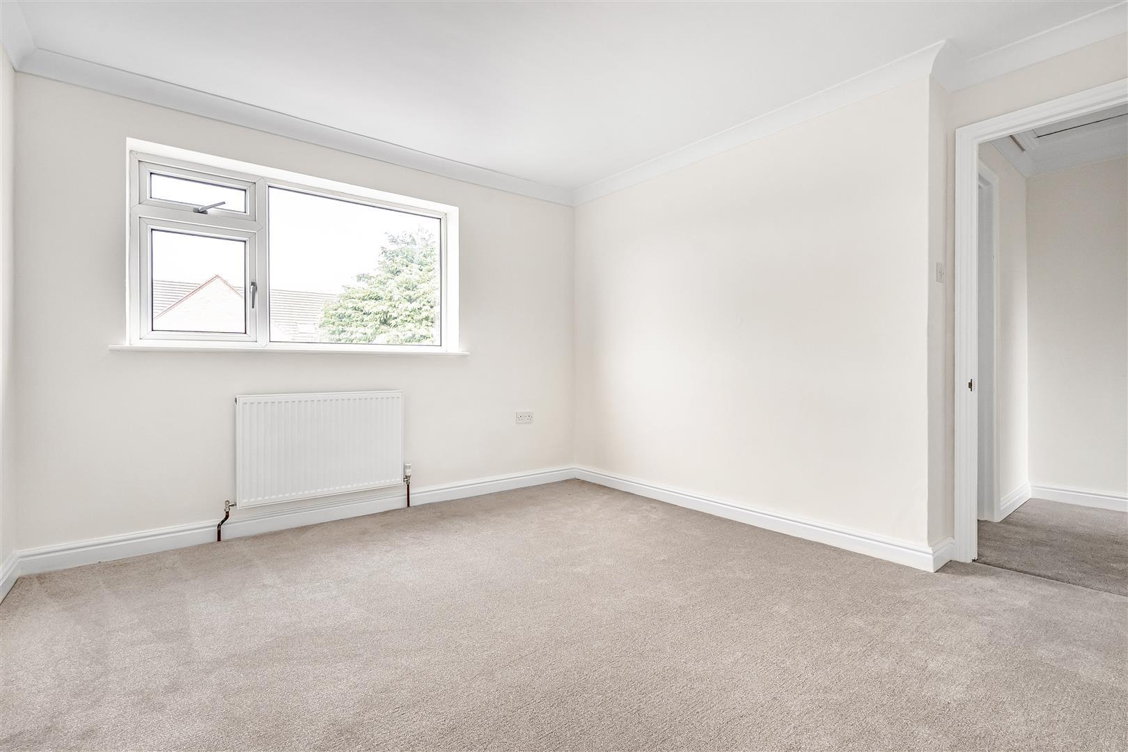 Property Image 168b0c74-94cb-4d43-8ac7-b4963d10f976