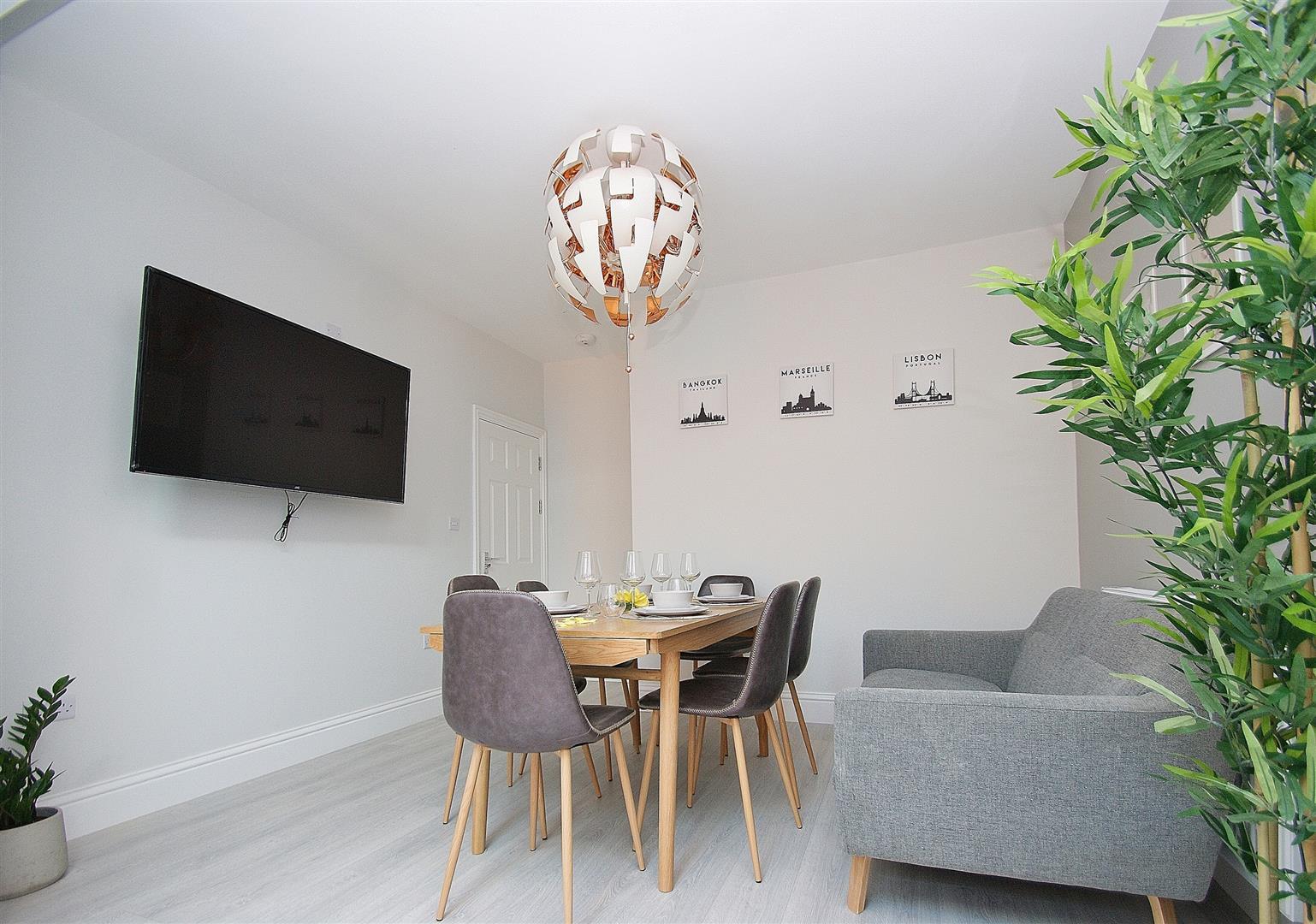 Property Image 16957546-9845-4d3d-aaca-cf44c9a6c192