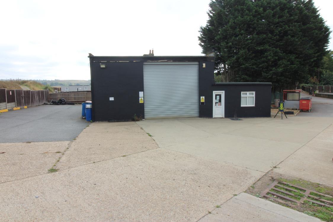 Property Image 1696ae71-f0e2-400e-a915-295e35b43042