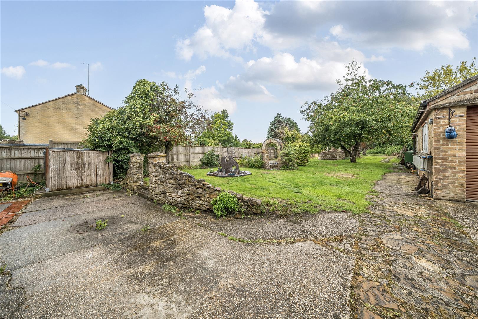 Property Image 169dafc9-4b2e-4e75-b0ae-6b993a3180d1