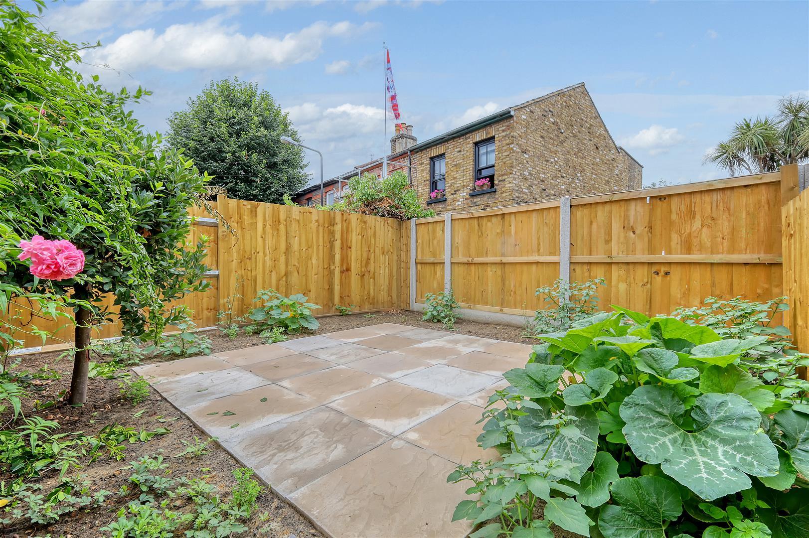Property Image 16a246af-940b-44ec-8cbf-84d5314edfbe
