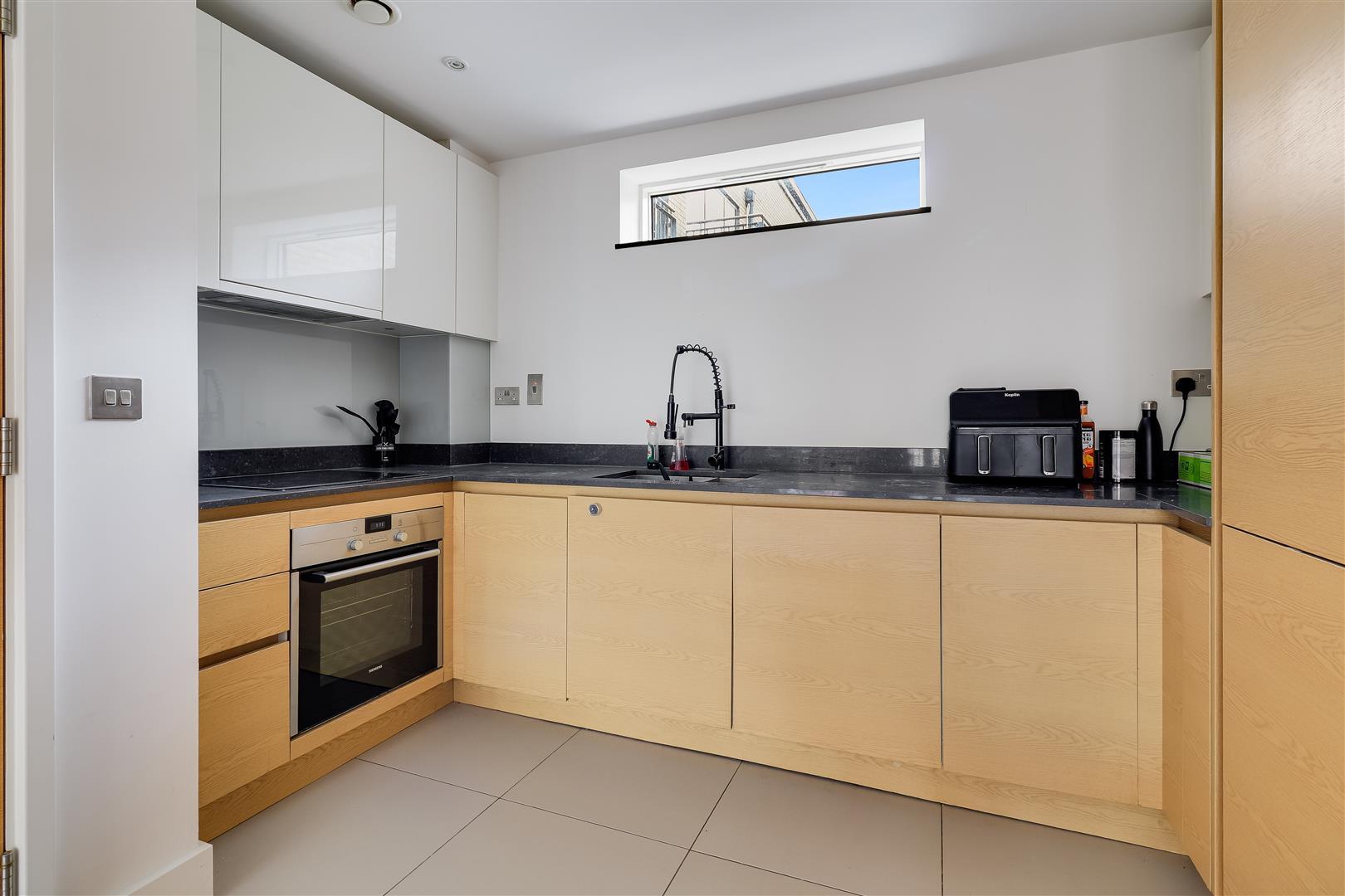 Property Image 16b114eb-321d-4a2c-861f-be8177fe11c3