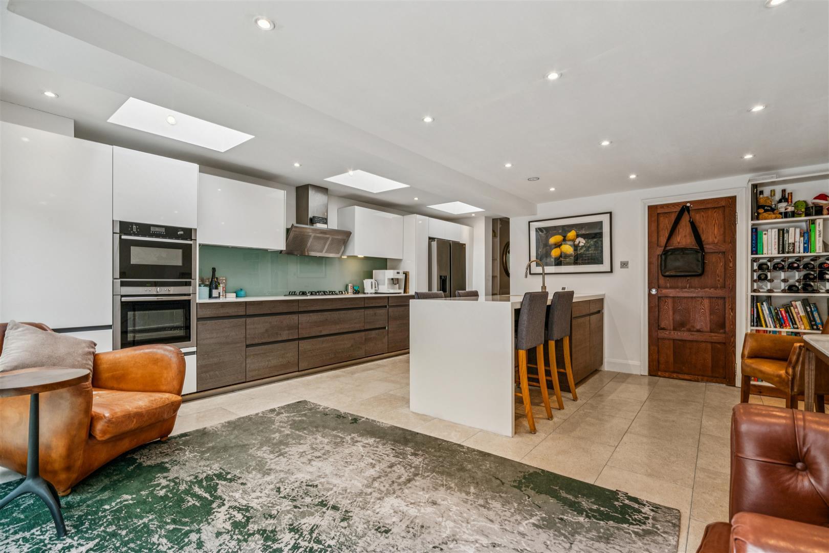 Property Image 16bd1a24-f51d-4b1f-bda1-e98f800fc80f