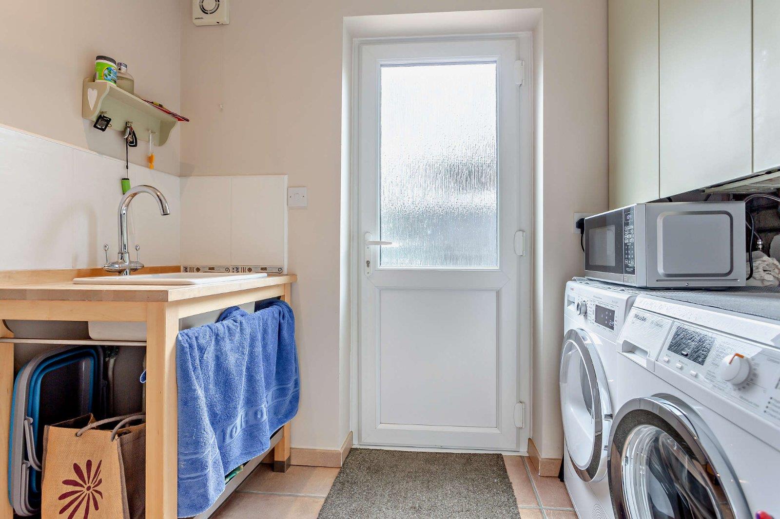 Property Image 16bddc57-81d5-4573-852f-373f8a1f5a91