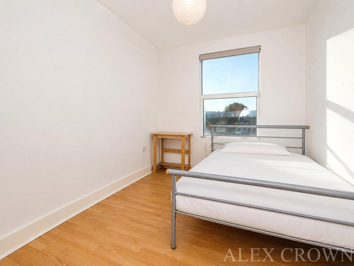 Property Image 16c0a0a8-9e23-4225-bb88-47874bdc1e63