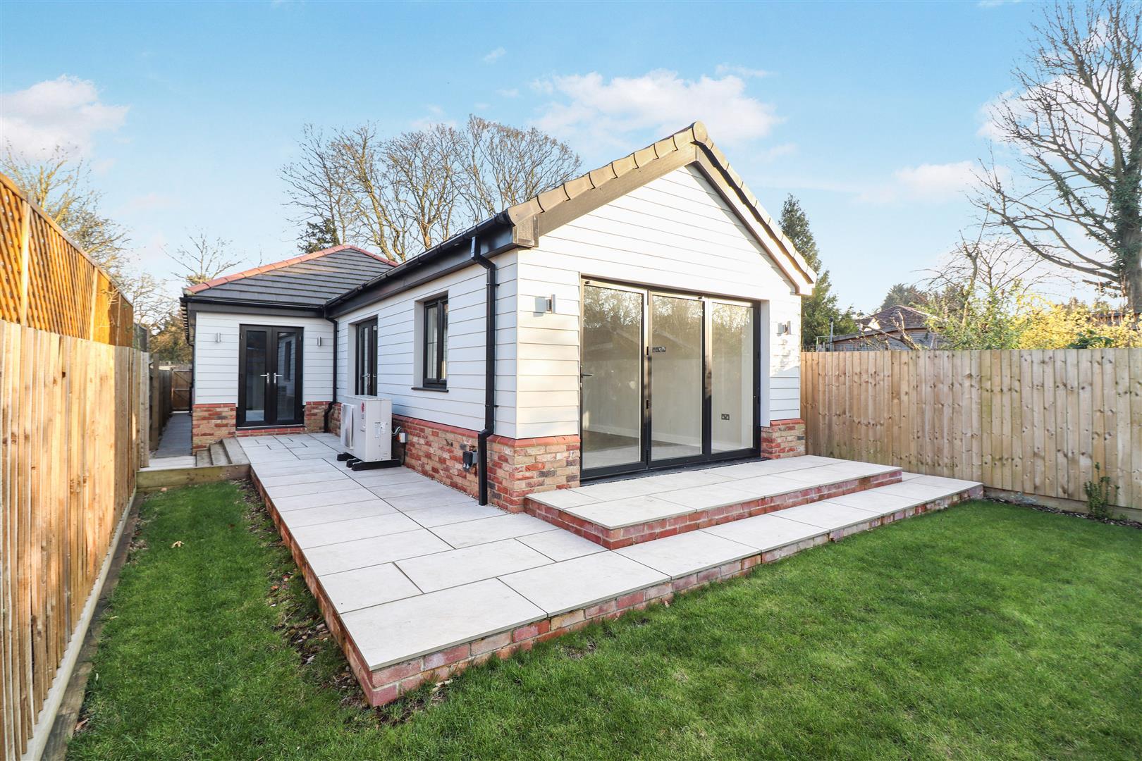 Property Image 16c117d7-3cd9-40a5-b67d-47feb6ed08bd
