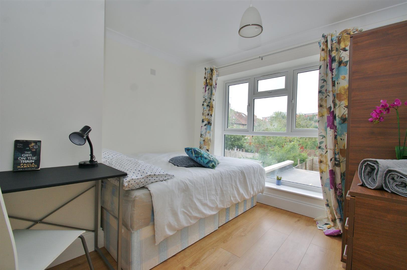 Property Image 16c4ff23-3633-4263-8bd5-65d97cfa5248