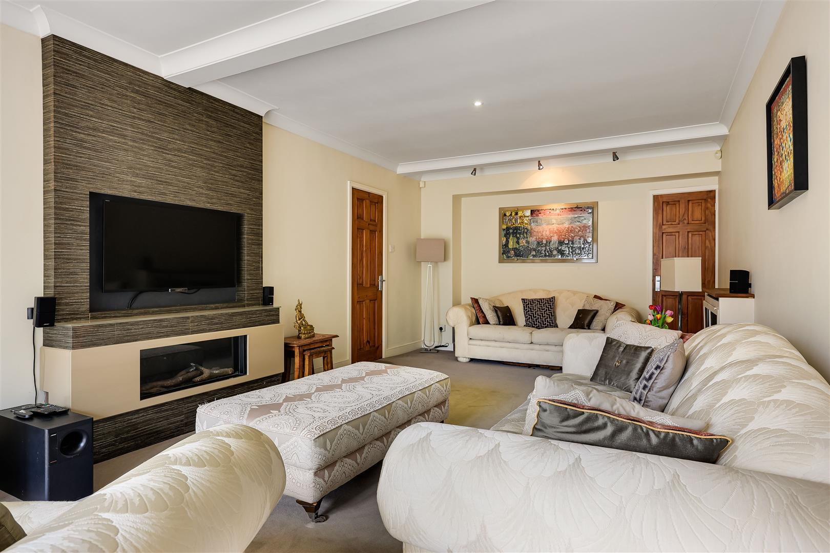 Property Image 16d31be4-7456-40b1-b362-dc5b46216909