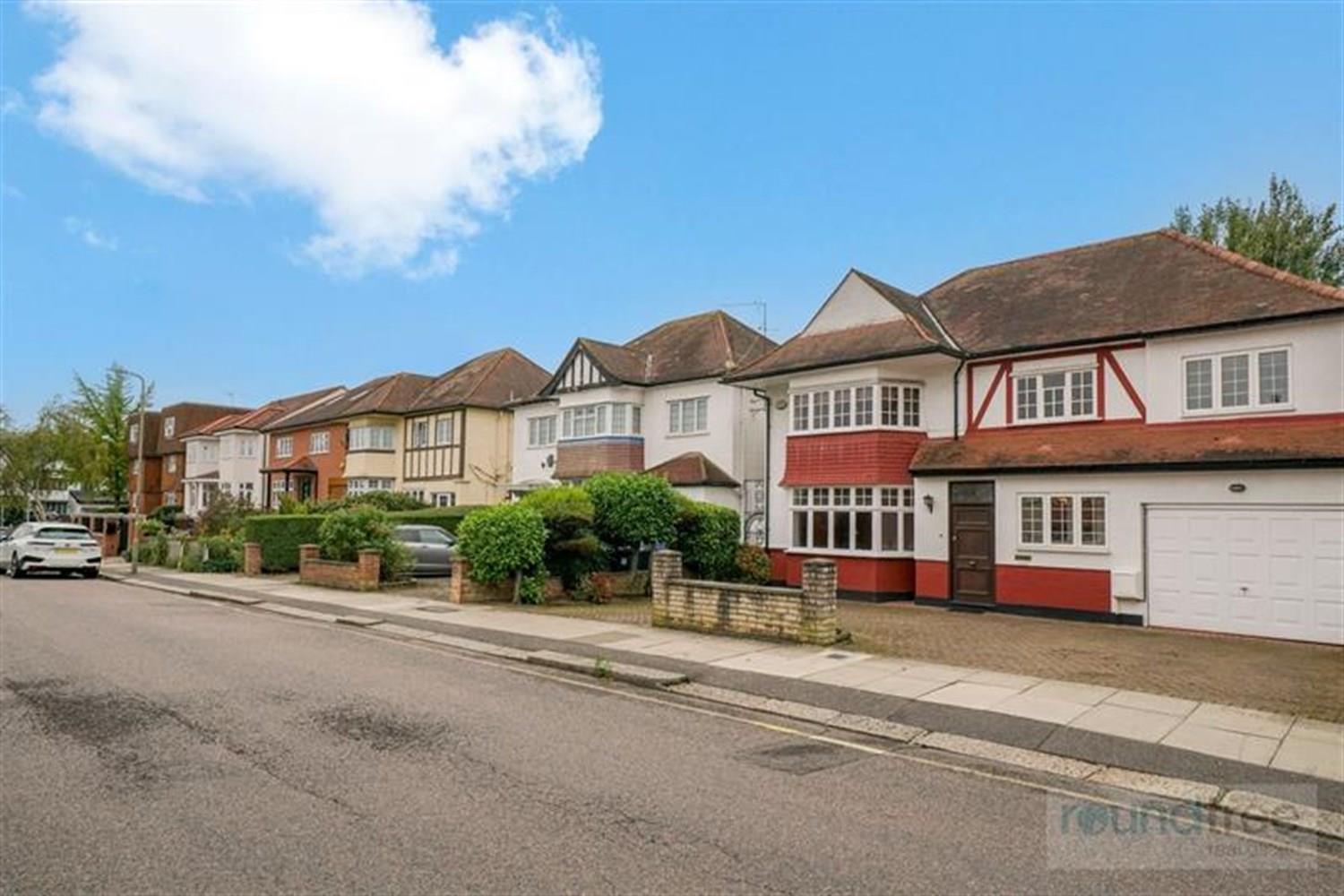 Property Image 16d6f7f8-dbda-45c4-9c39-1cdcf854fa74