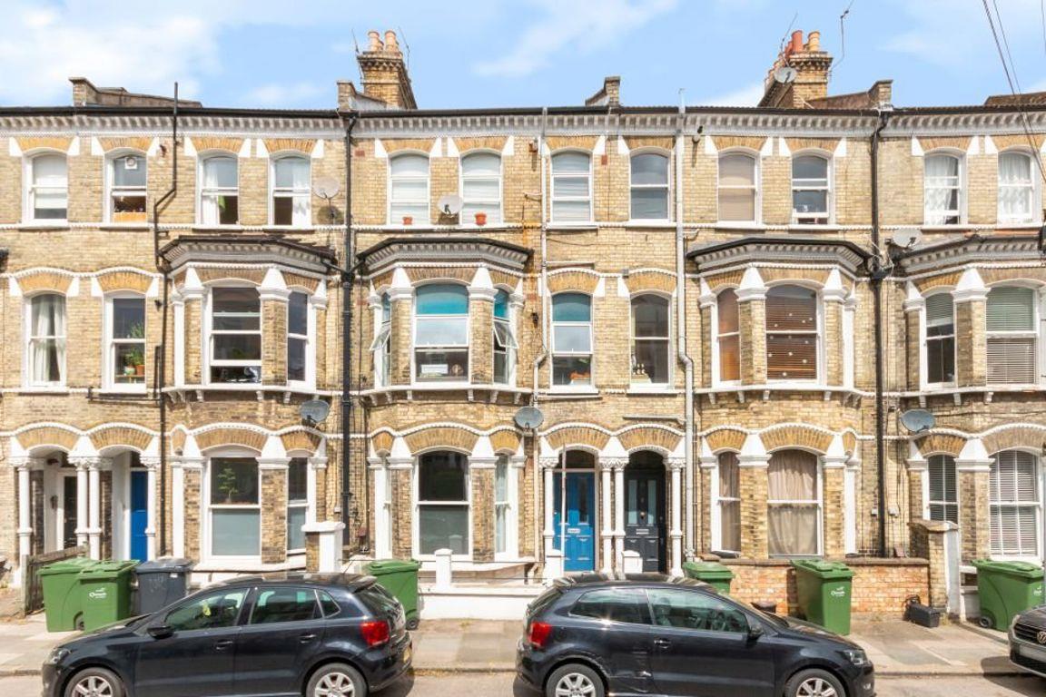 Property Image 16d9cc70-0a86-402b-9ce0-ffc11425a107