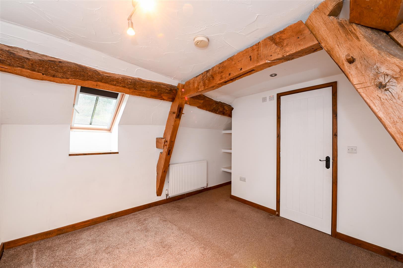 Property Image 16e59414-7315-45d4-b091-88923532ca85