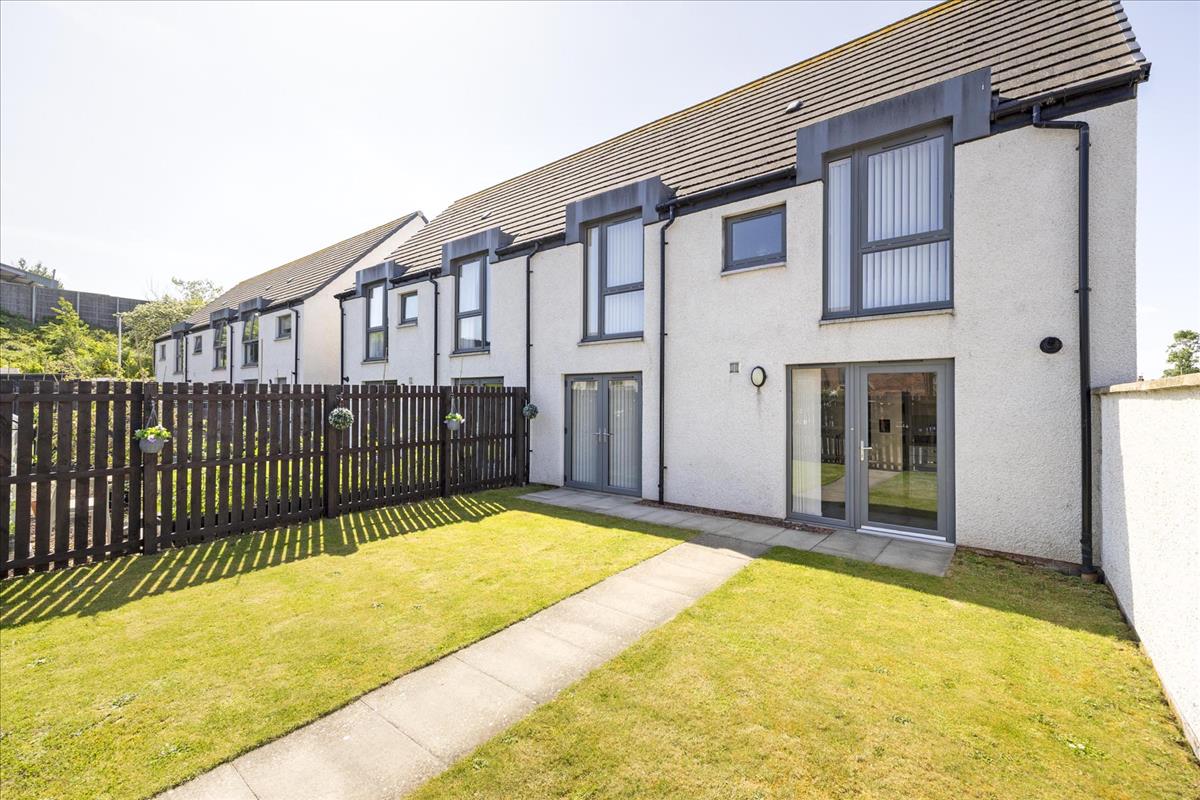 Property Image 16eb0492-f34b-436c-85d2-0f527afccf6f