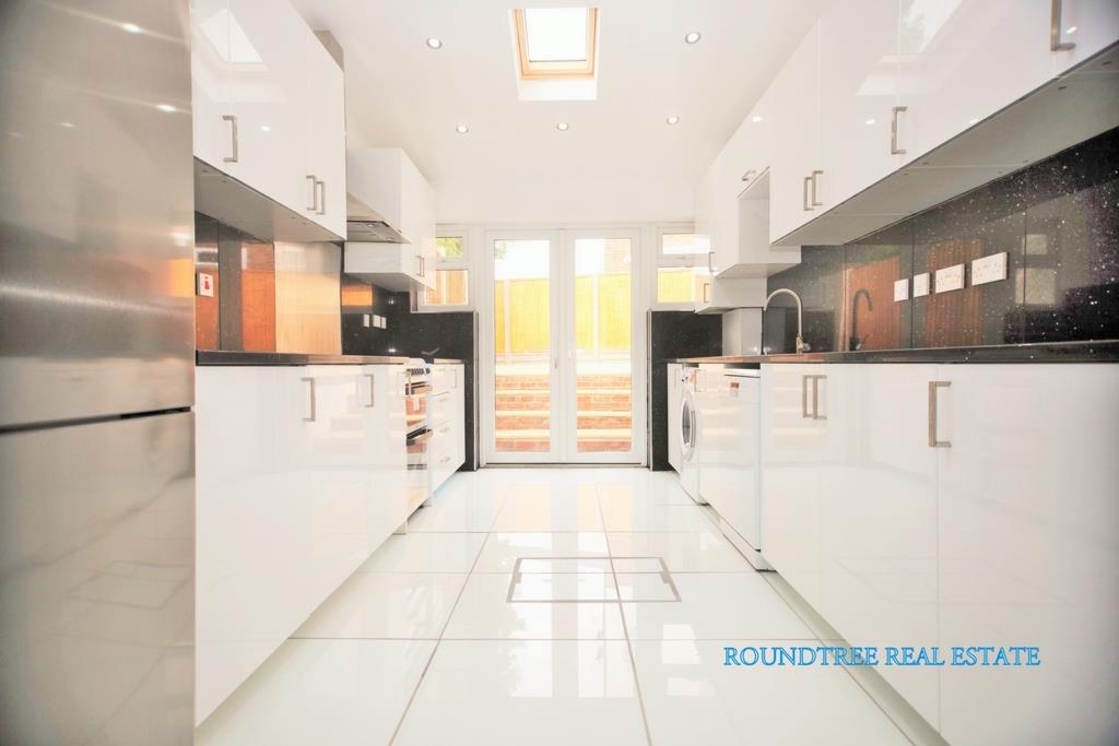 Property Image 16ee4147-b5a6-4613-9be3-5e25019aa02b