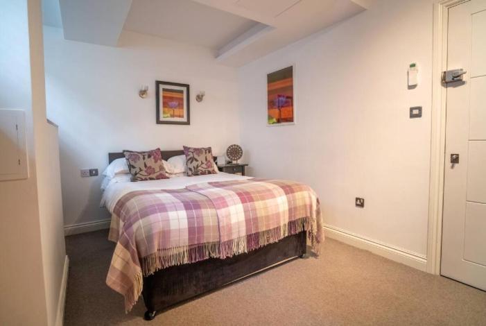 Property Image 16f3b96f-4849-488d-bdb5-9993e94bdcf7