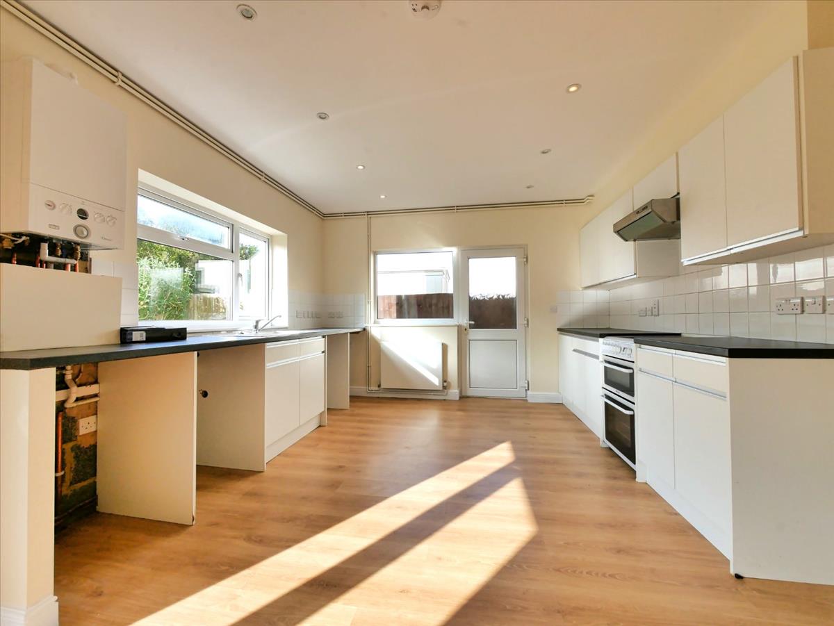 Property Image 16f3df6a-2f0d-4aba-86b4-d8475e8af32e