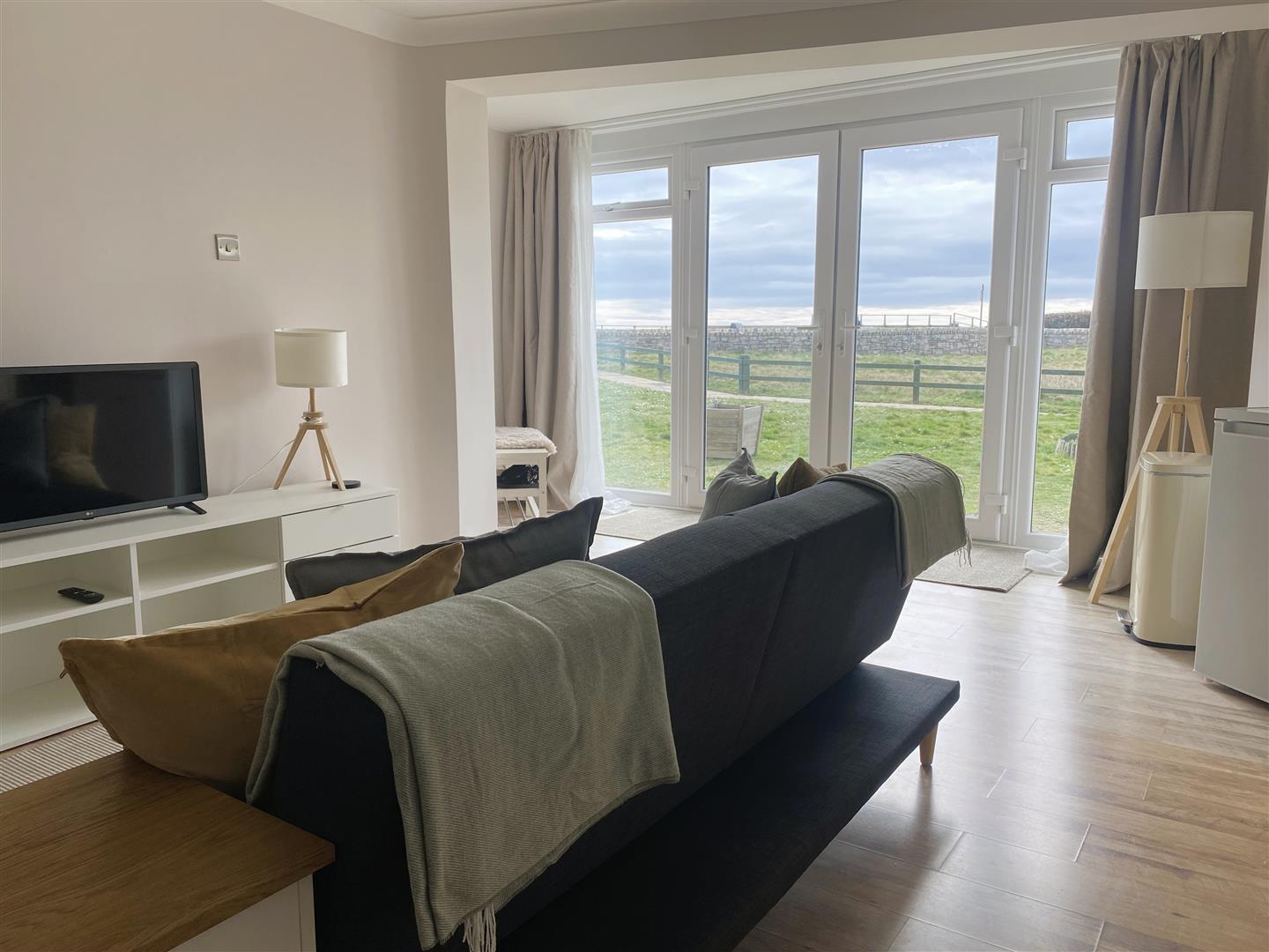 Property Image 16fa33c7-8c39-4653-81d1-16945d3846d2