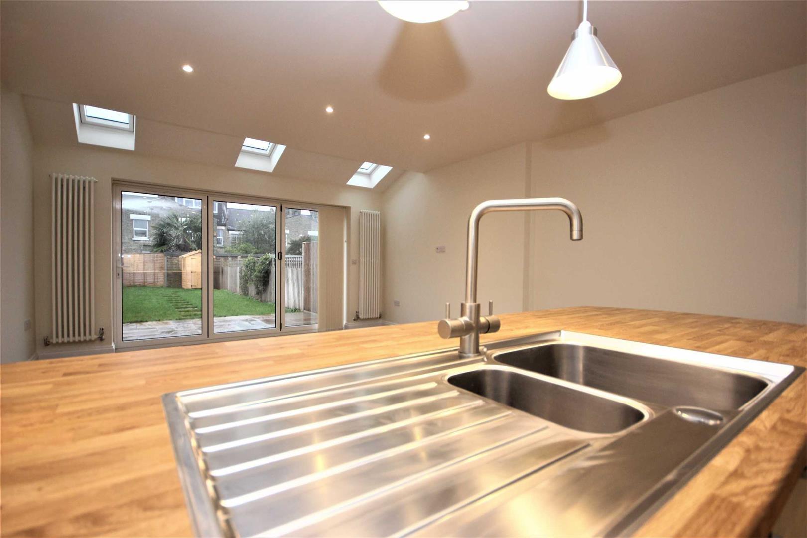 Property Image 16fb42ab-4761-4525-8216-c229d3050dae