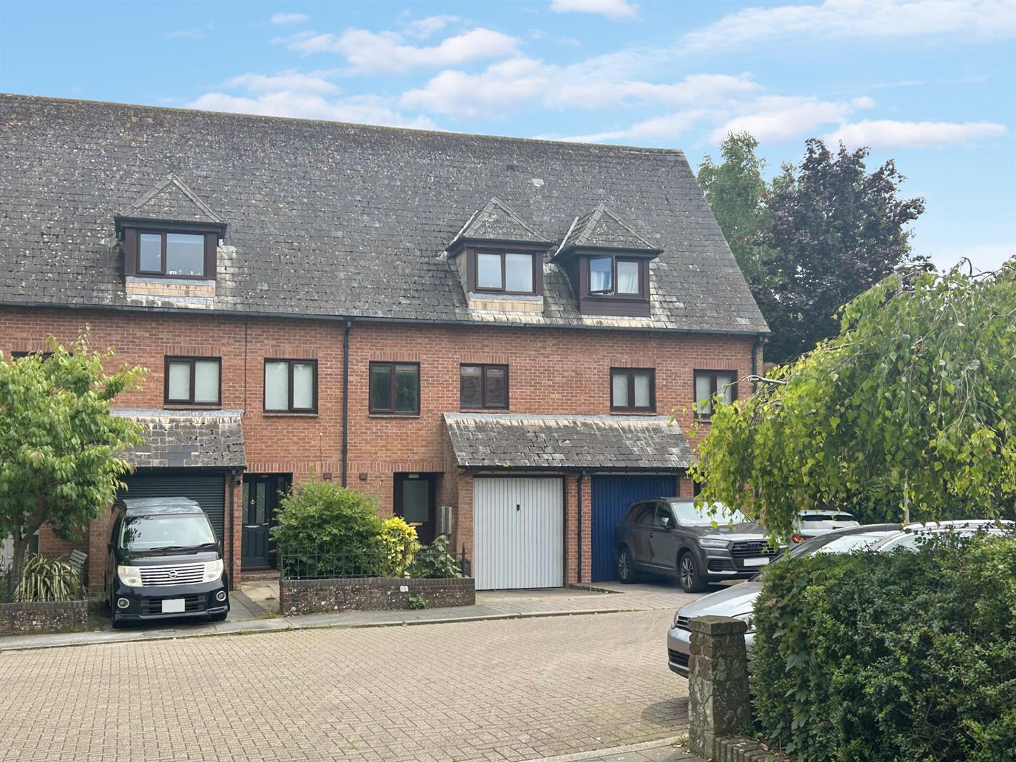 Property Image 16fdf40a-3f2f-4fe6-95a0-1383de520966