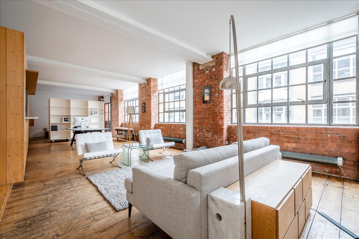1200 square foot warehouse conversion available for long let in shoreditch