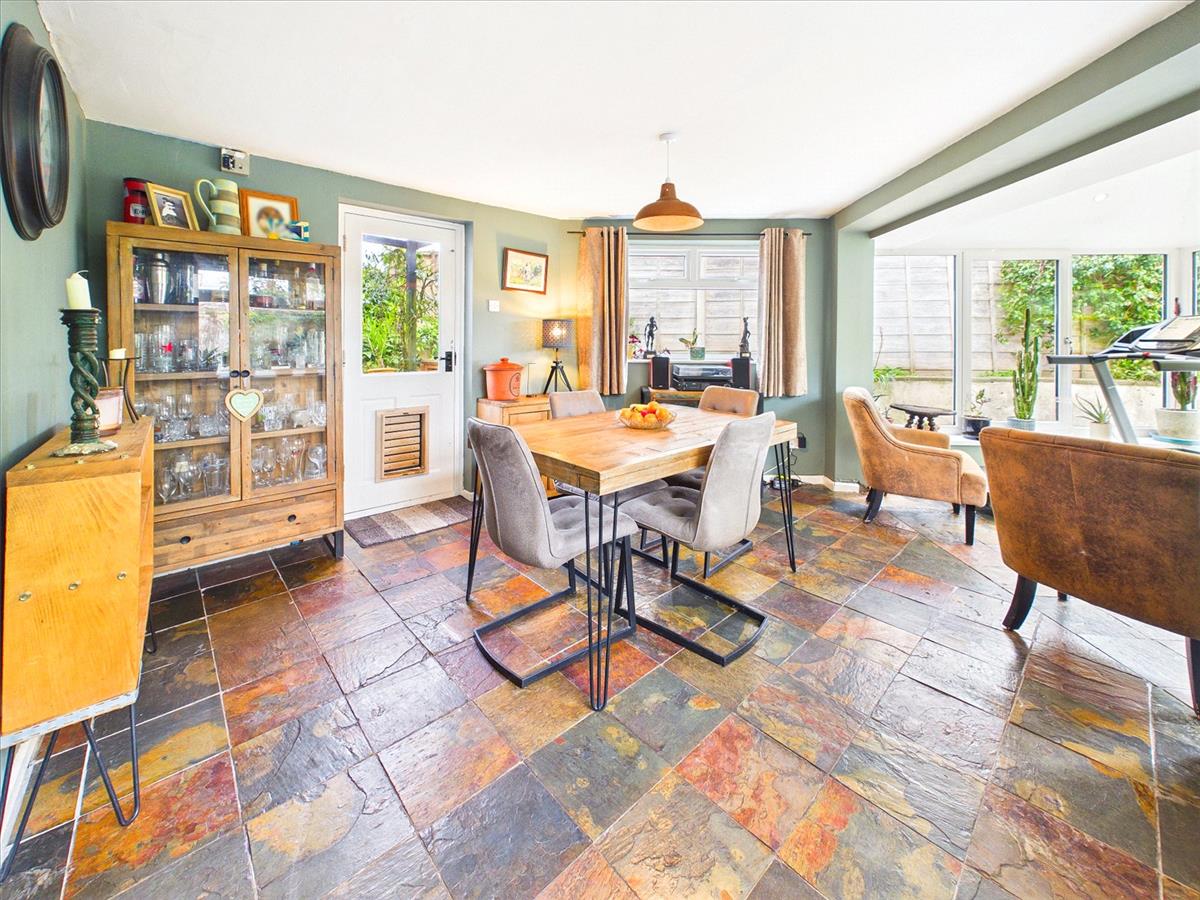 Property Image 1714c0bb-9305-4f1b-845d-c26d33bb62fb