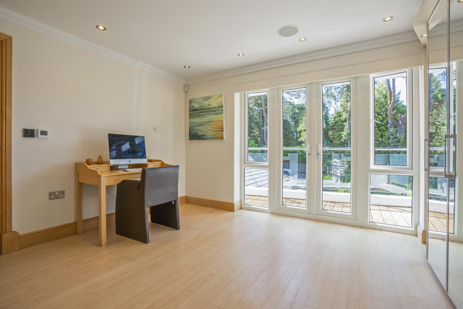 Property Image 1732a4d1-acda-467b-8e24-ebcc6557e7f7