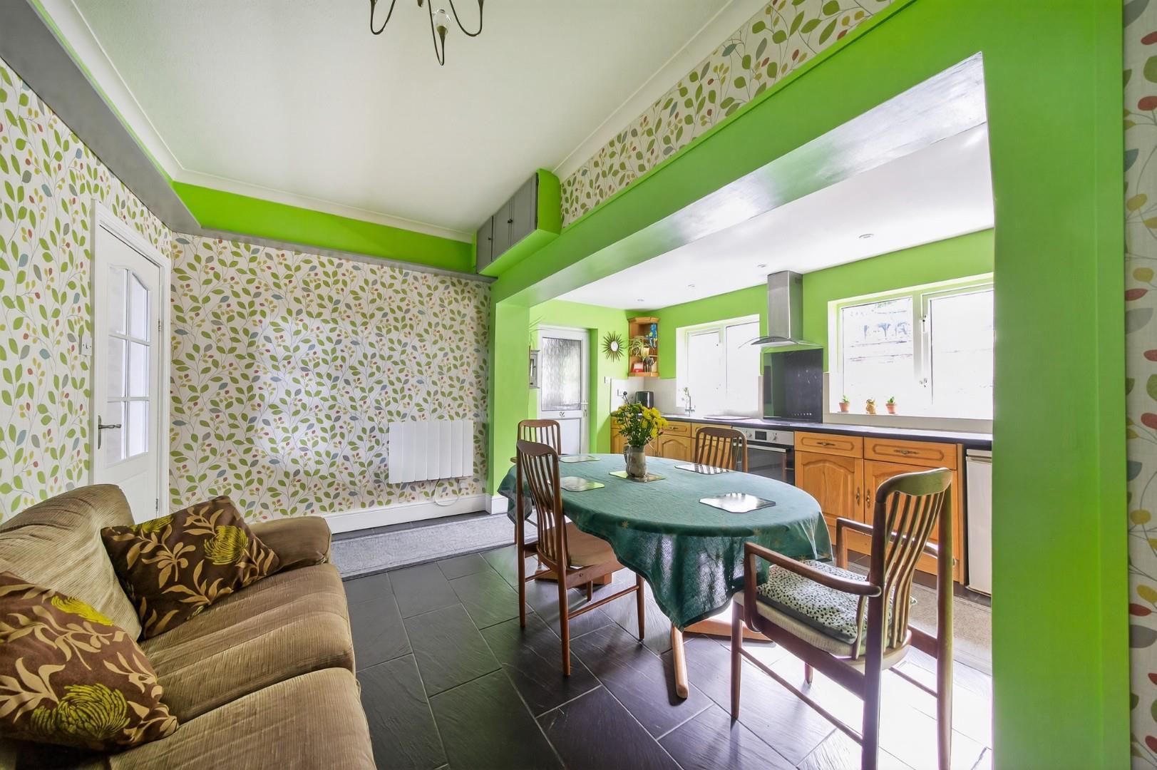 Property Image 17386903-3929-49d1-933f-50f5a6cc7286