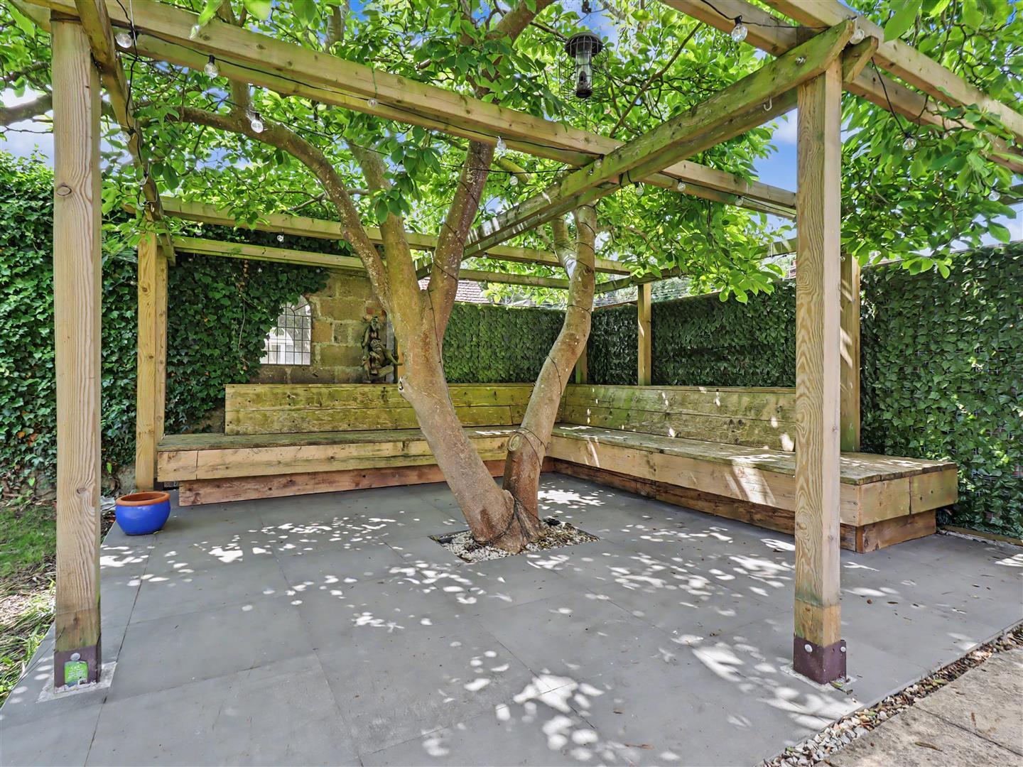 Property Image 1742da68-a685-45b2-8d5d-3ecfc74339a2