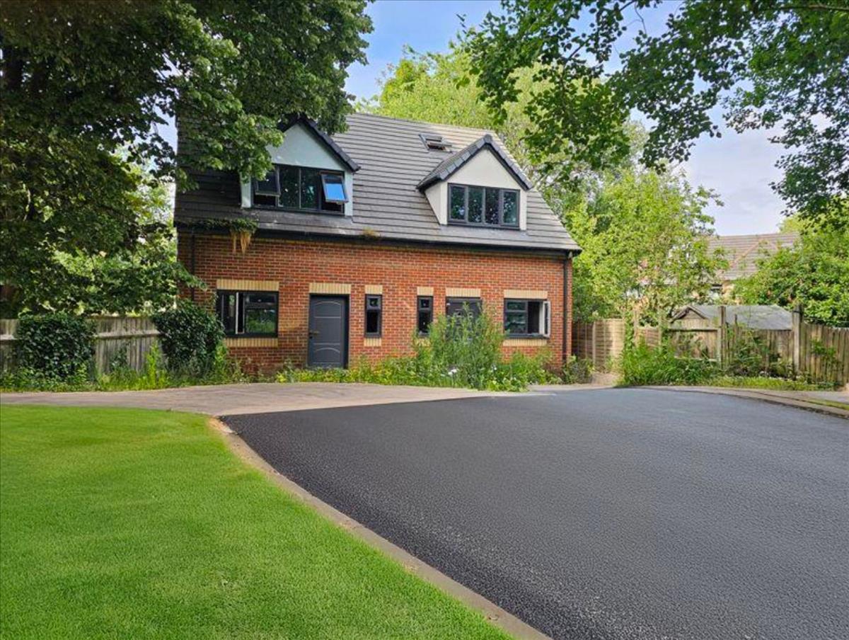 Property Image 17643e81-cbe0-4507-b33d-2d4baf5960f8
