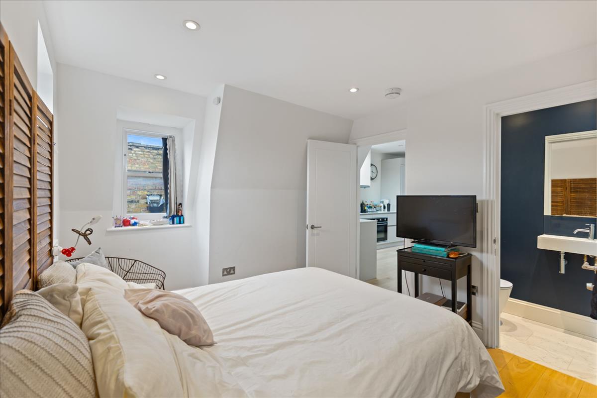 Property Image 17722594-0d41-4987-8890-2ad68ee9f398