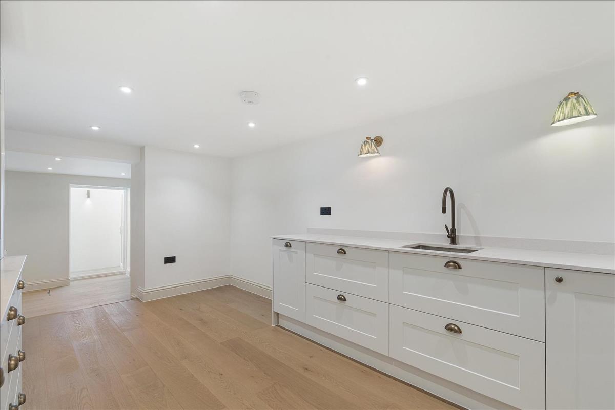 Property Image 1774665d-535d-4528-b410-89b2d07a72f5