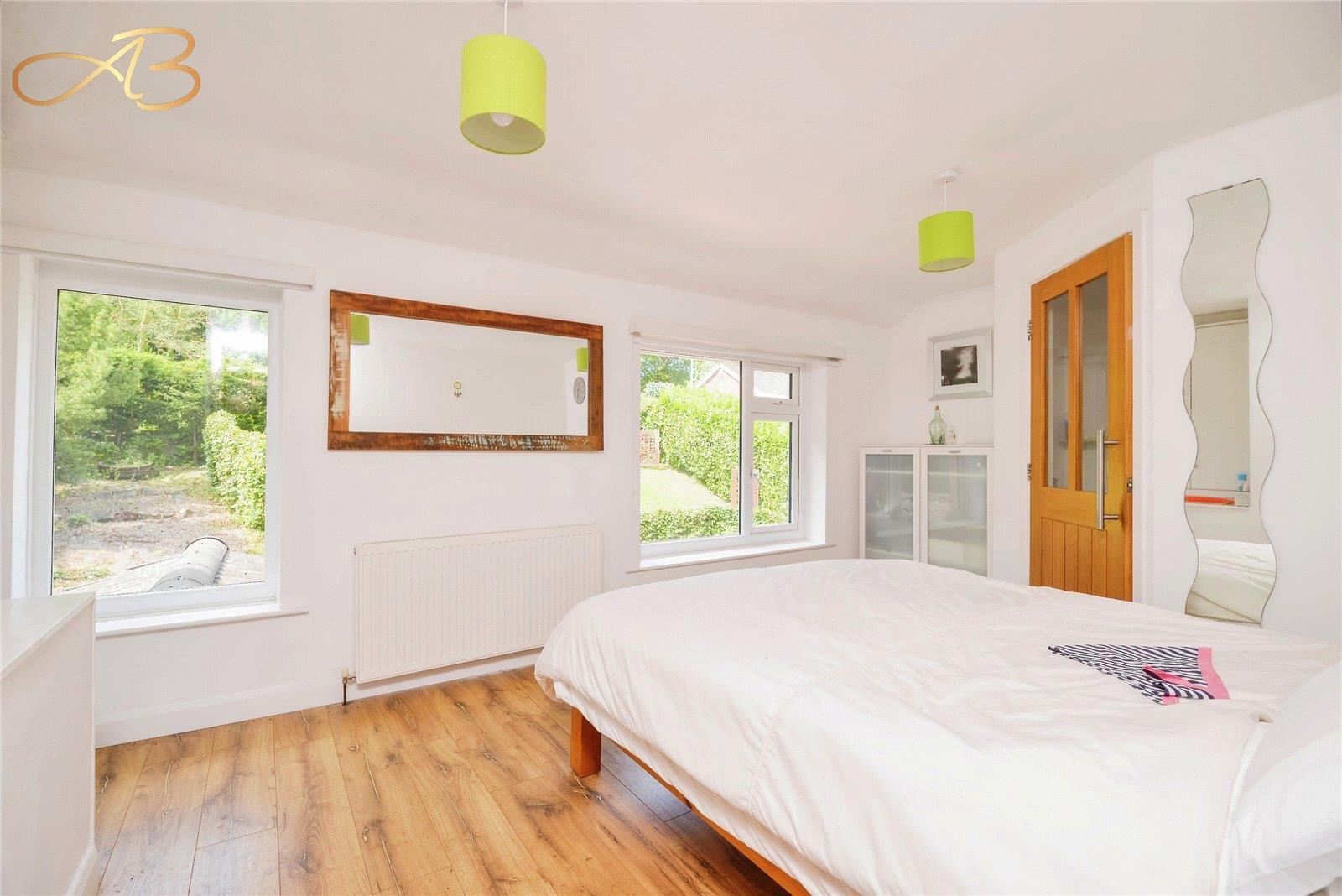Property Image 178a38a2-d628-46ff-bcd9-a8832176723d