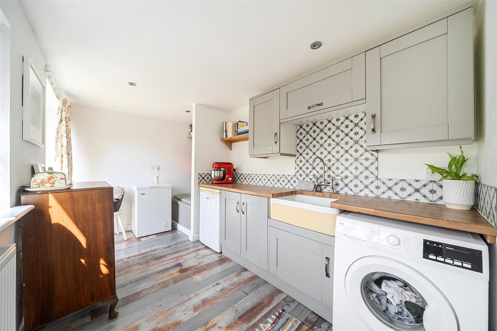 Property Image 17992946-2196-4790-998b-1de8e5afd9ad