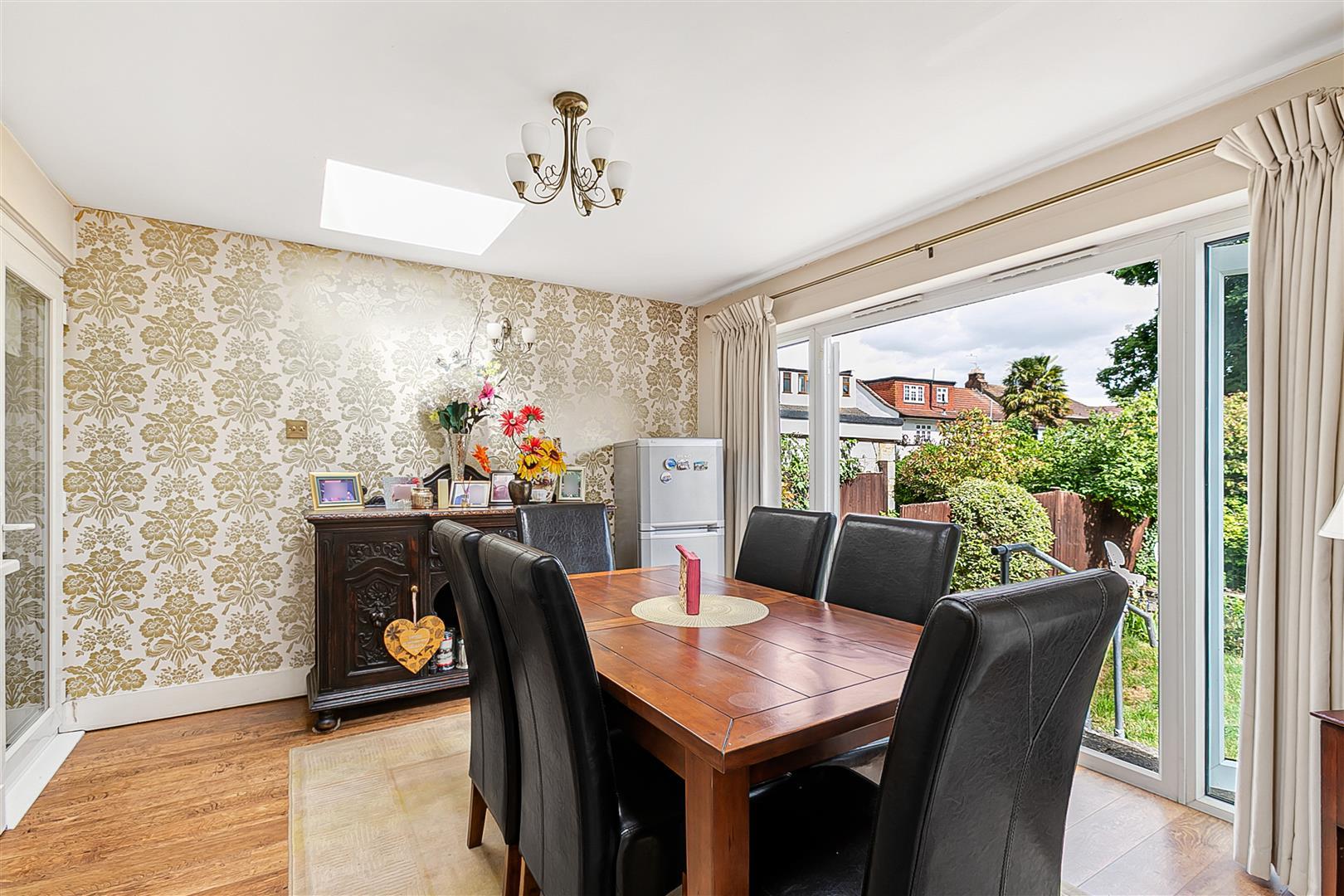 Property Image 17ae8694-6018-4934-bf56-4429077817ea